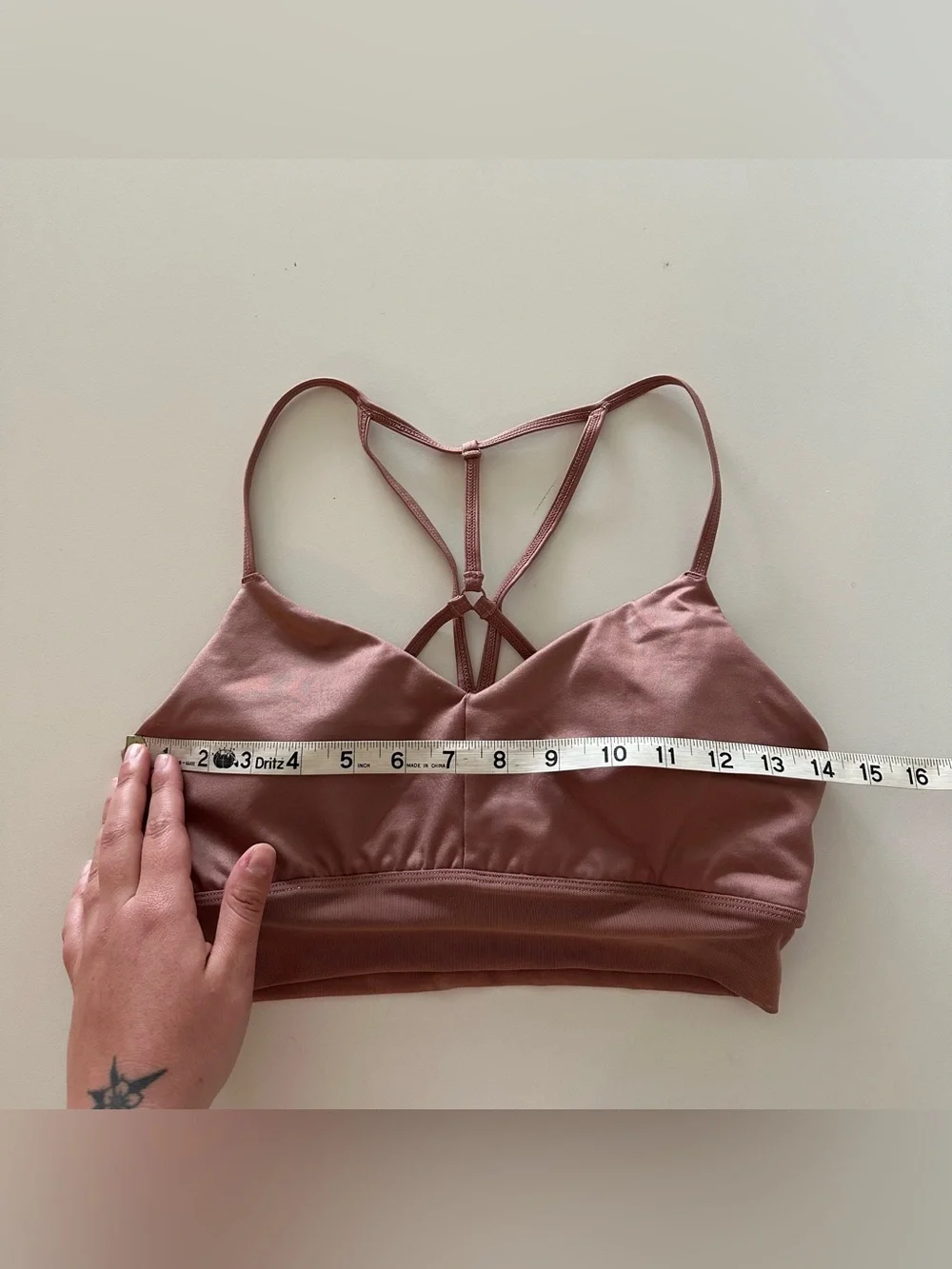 Alo Yoga Glossy Lavish Strappy Sports Bra Pink Mauve Rosewood? M Mesh - Picture 2 of 5